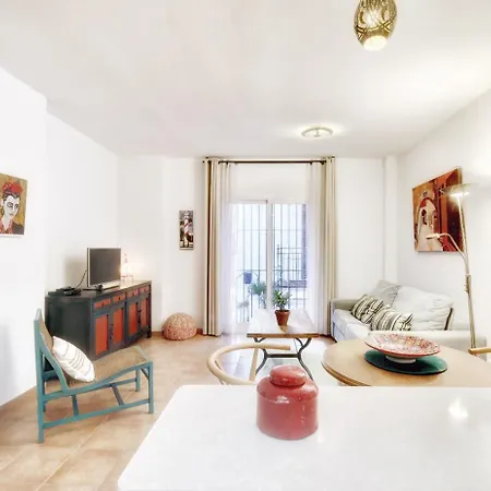 Apartment Old Town Near The